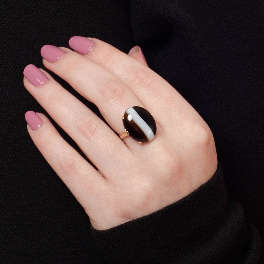 Vintage Banded Agate Ring of 14k Gold - Trademark Antiques
