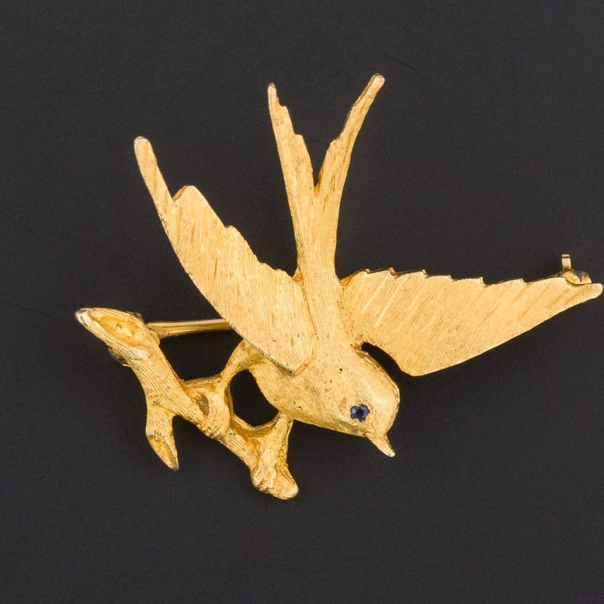 Vintage Bird Brooch of 14k Gold - Trademark Antiques