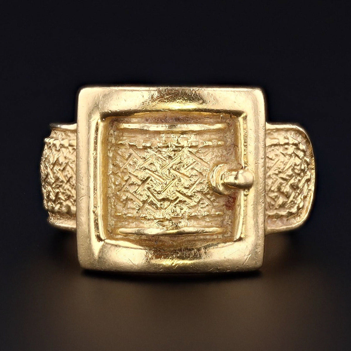Vintage Buckle Ring of 18k Gold - Trademark Antiques