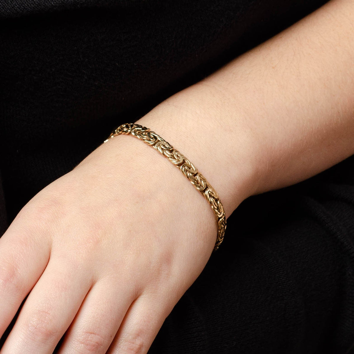 Vintage Byzantine Link Bracelet of 14k Gold - Trademark Antiques