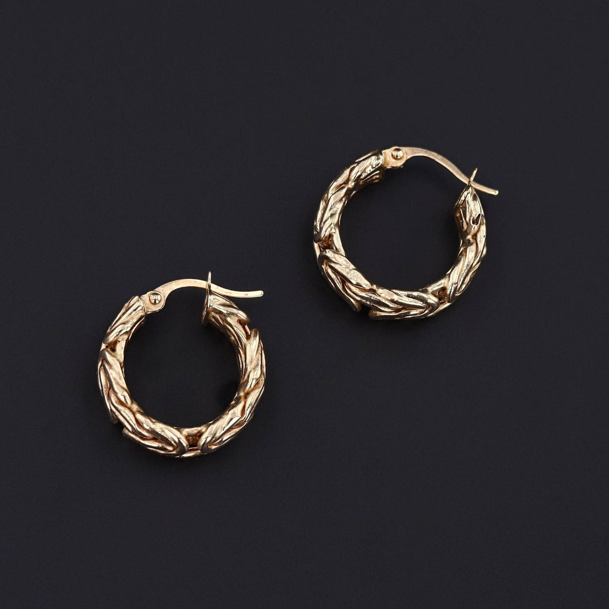 Vintage Byzantine Link Hoop Earrings of 14k Gold - Trademark Antiques