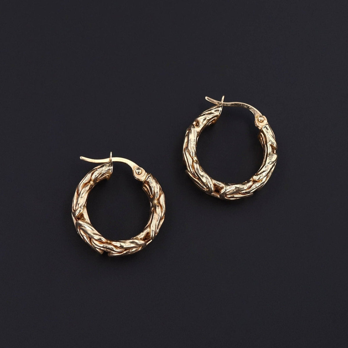 Vintage Byzantine Link Hoop Earrings of 14k Gold - Trademark Antiques