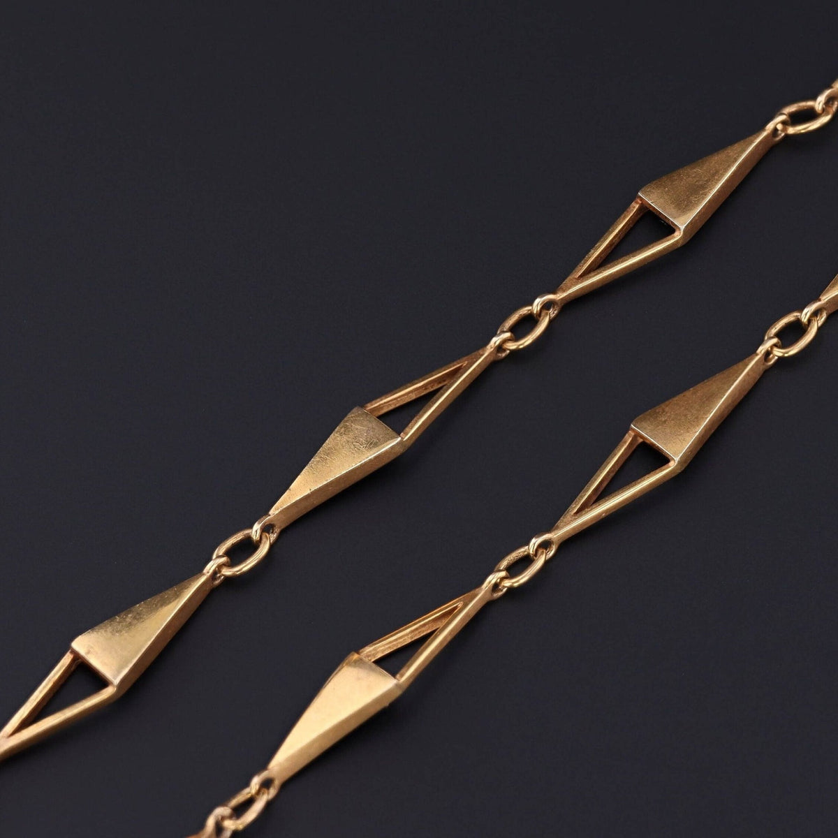 Vintage Chain of 9ct Gold - Trademark Antiques