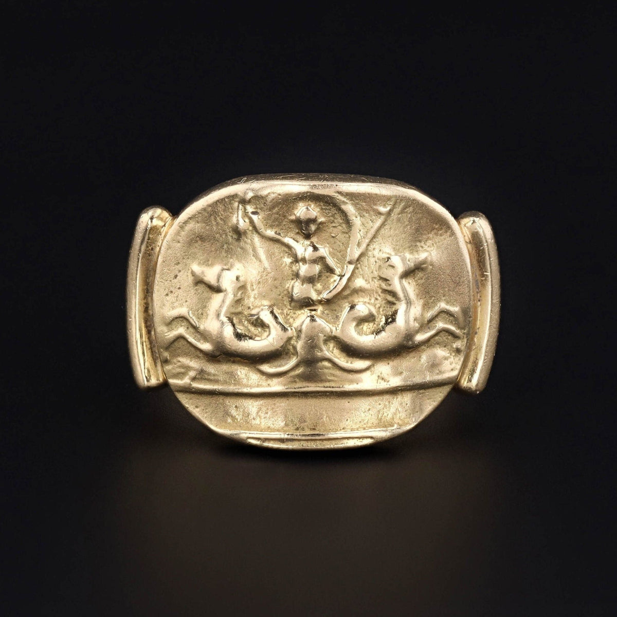 Vintage Charioteer Unisex Ring of 18k Gold - Trademark Antiques
