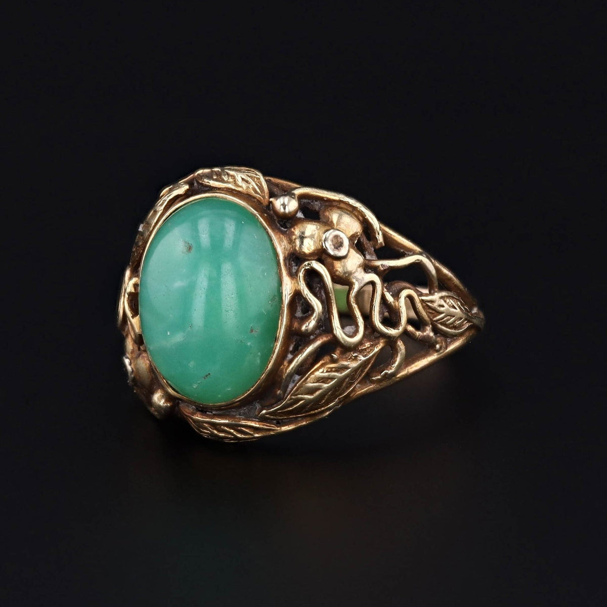 Vintage Chrysoprase Ring of 14k Gold - Trademark Antiques