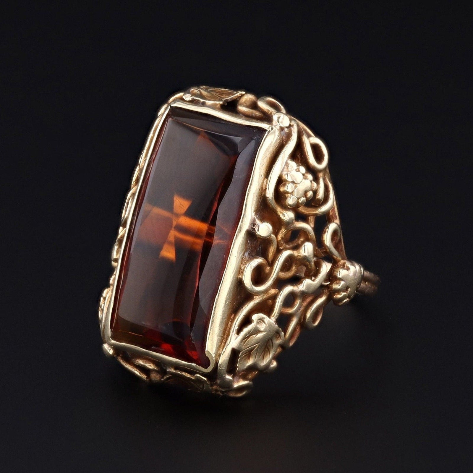 Vintage Citrine Ring of 14k Gold - Trademark Antiques