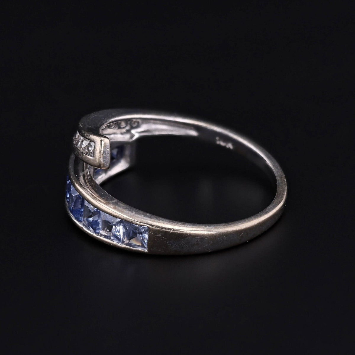 Vintage Diamond &amp; Tanzanite Ring | Ombre Ring - Trademark Antiques