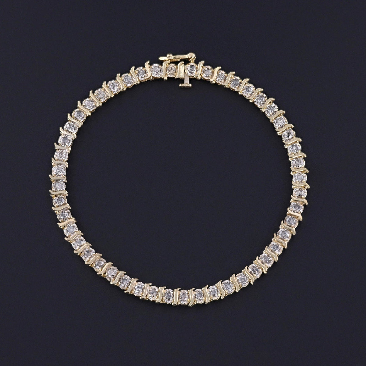 Vintage Diamond Tennis Bracelet of 14k Gold - Trademark Antiques