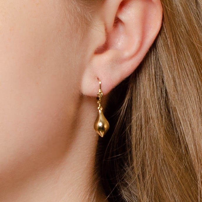 Vintage Drop Earrings of 14k Gold - Trademark Antiques