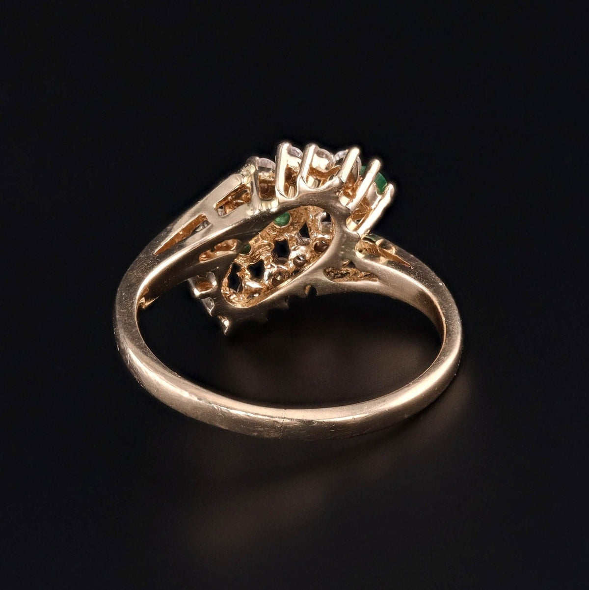 Vintage Emerald and Diamond Ring of 14k Gold - Trademark Antiques