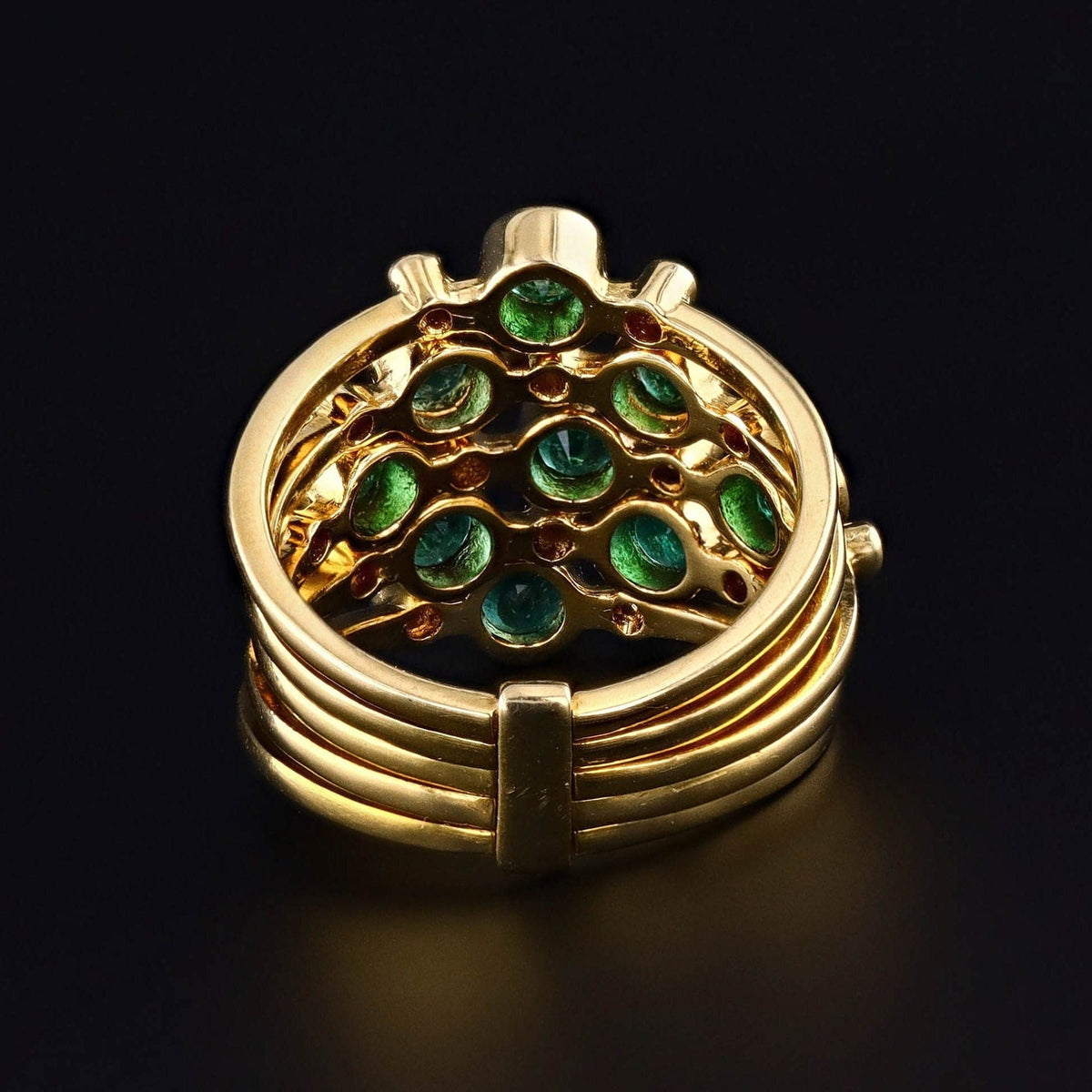 Vintage Emerald Harem Ring of 14k Gold - Trademark Antiques