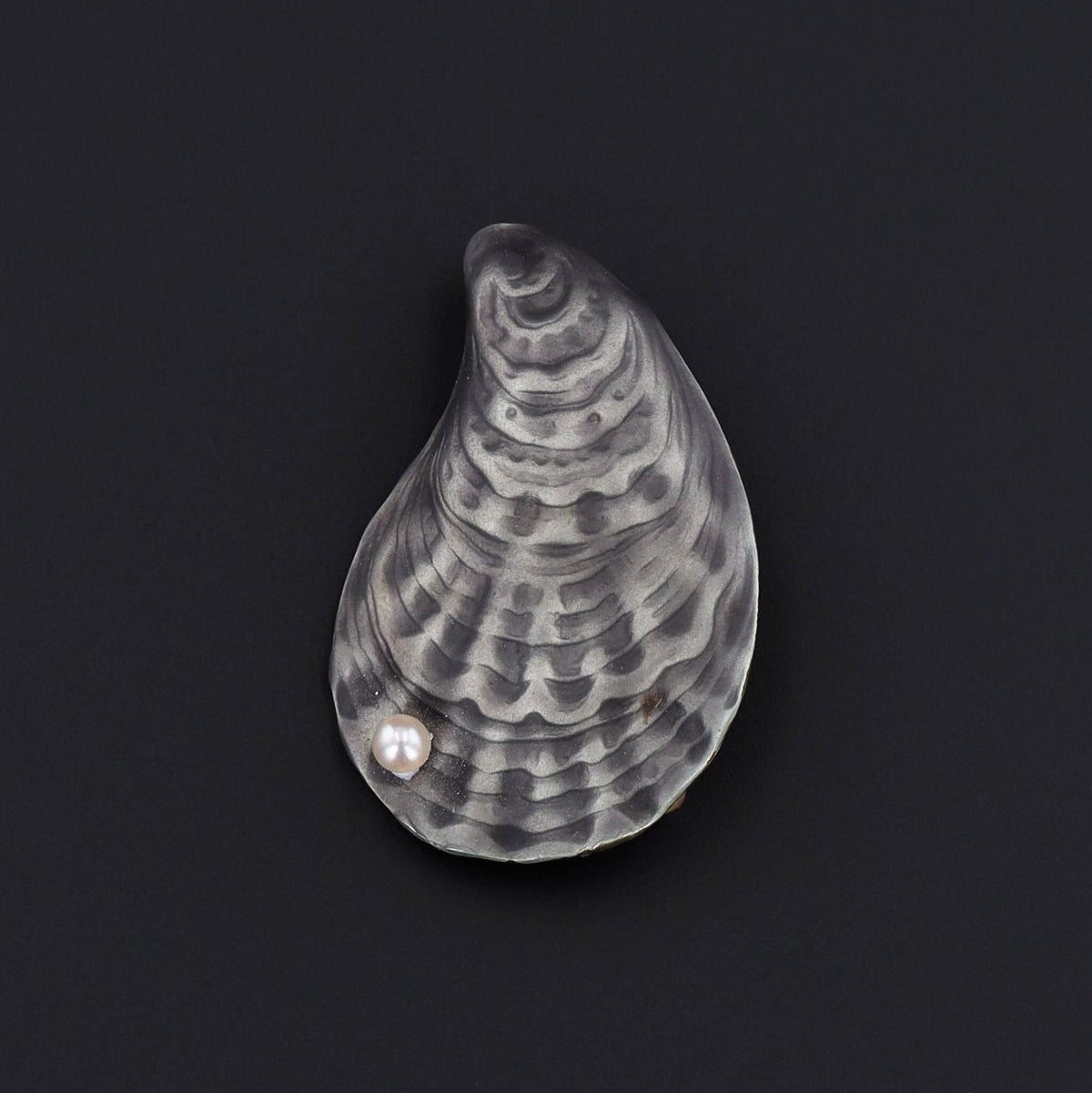 Vintage Enamel Oyster Brooch 14k Gold - Trademark Antiques