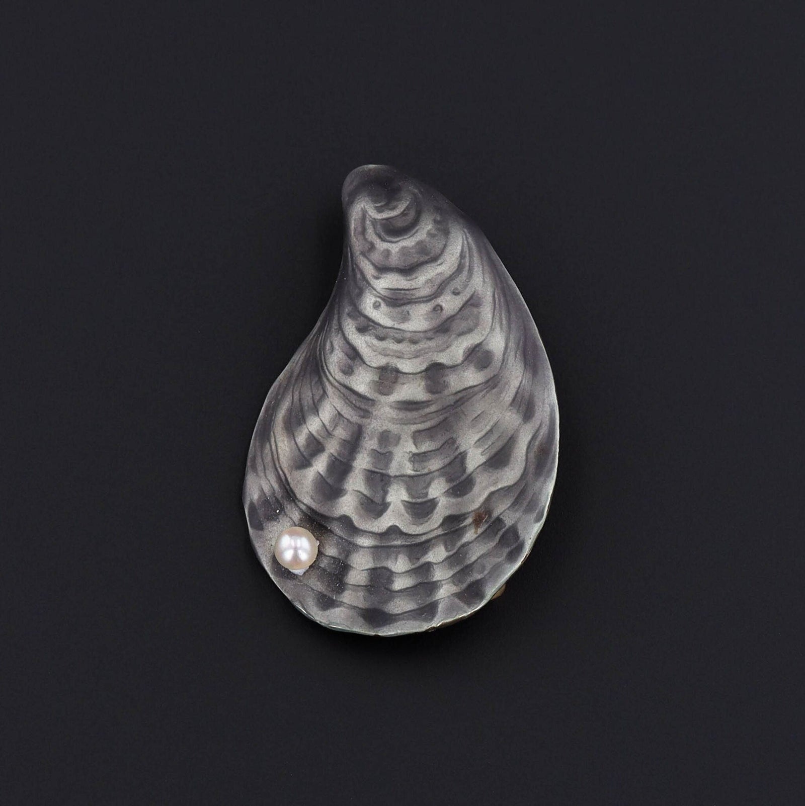 Vintage Enamel Oyster Brooch 14k Gold - Trademark Antiques