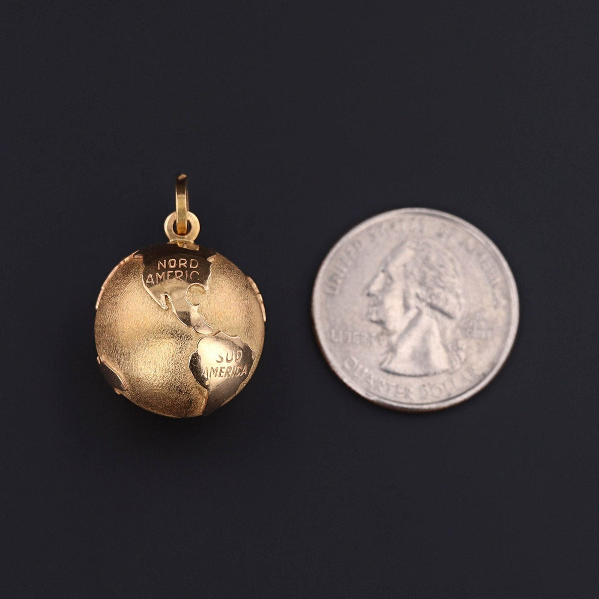 Vintage Globe Pendant of 18k Gold - Trademark Antiques