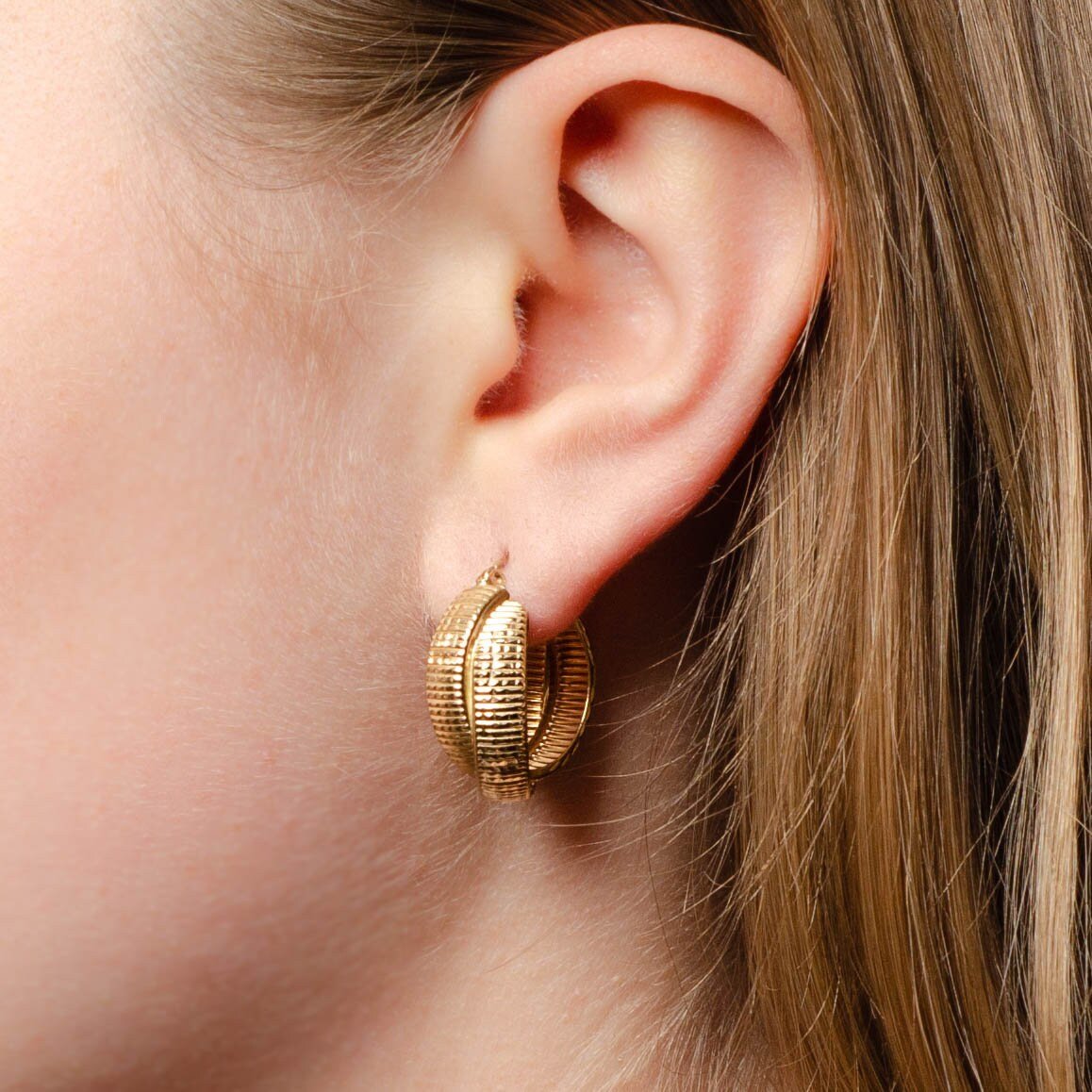 Vintage Gold Hoop Earrings of 14k Gold - Trademark Antiques
