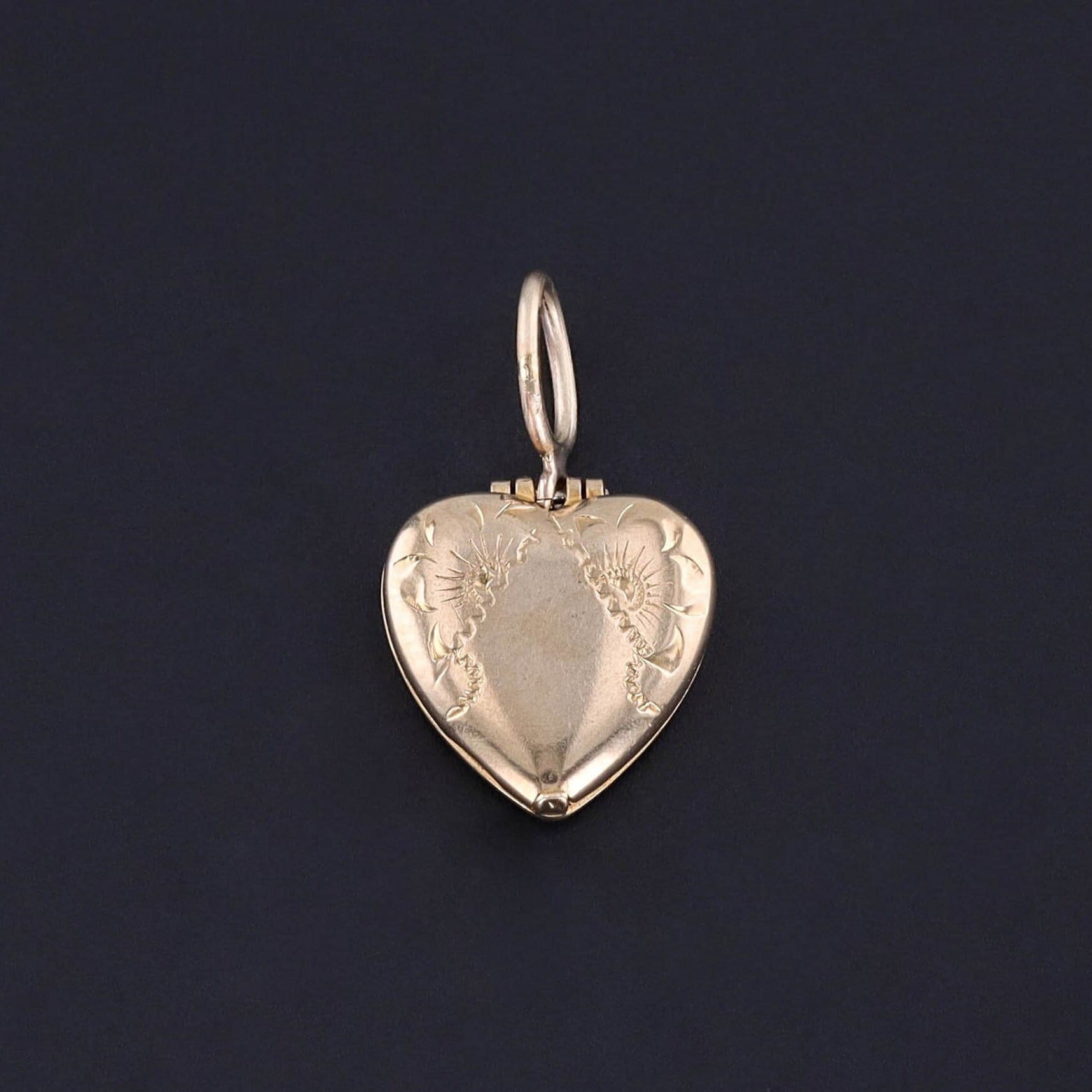 Vintage Heart Locket of 10k Gold - Trademark Antiques