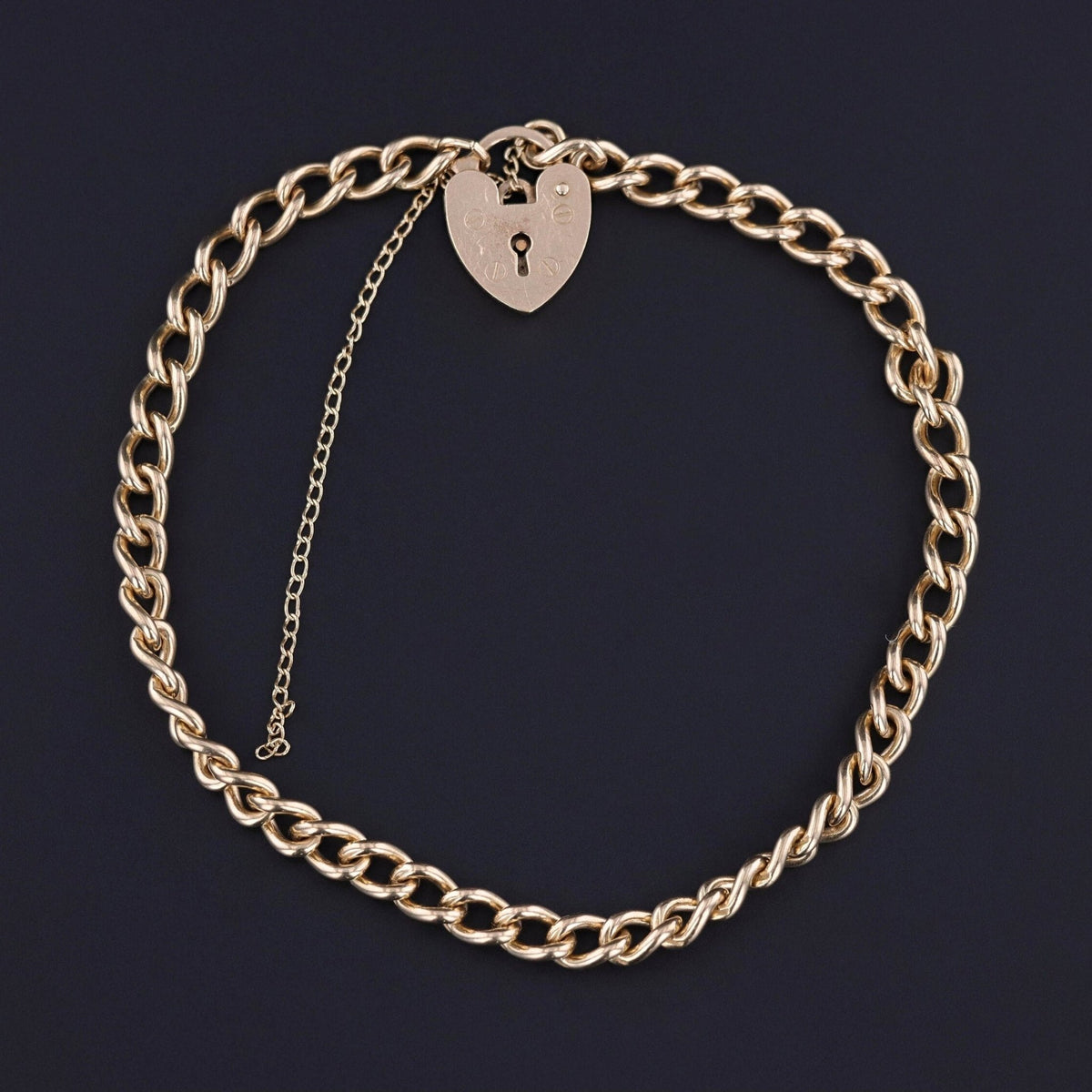 Vintage Heart Padlock Bracelet of 9ct Gold - Trademark Antiques