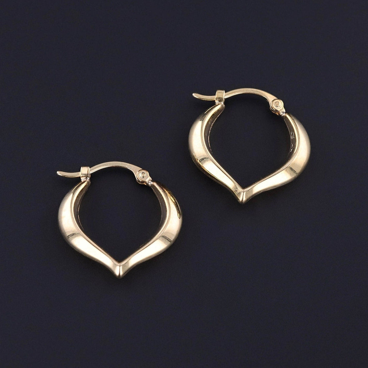 Vintage Heart Shaped Hoop Earrings of 14k Gold - Trademark Antiques