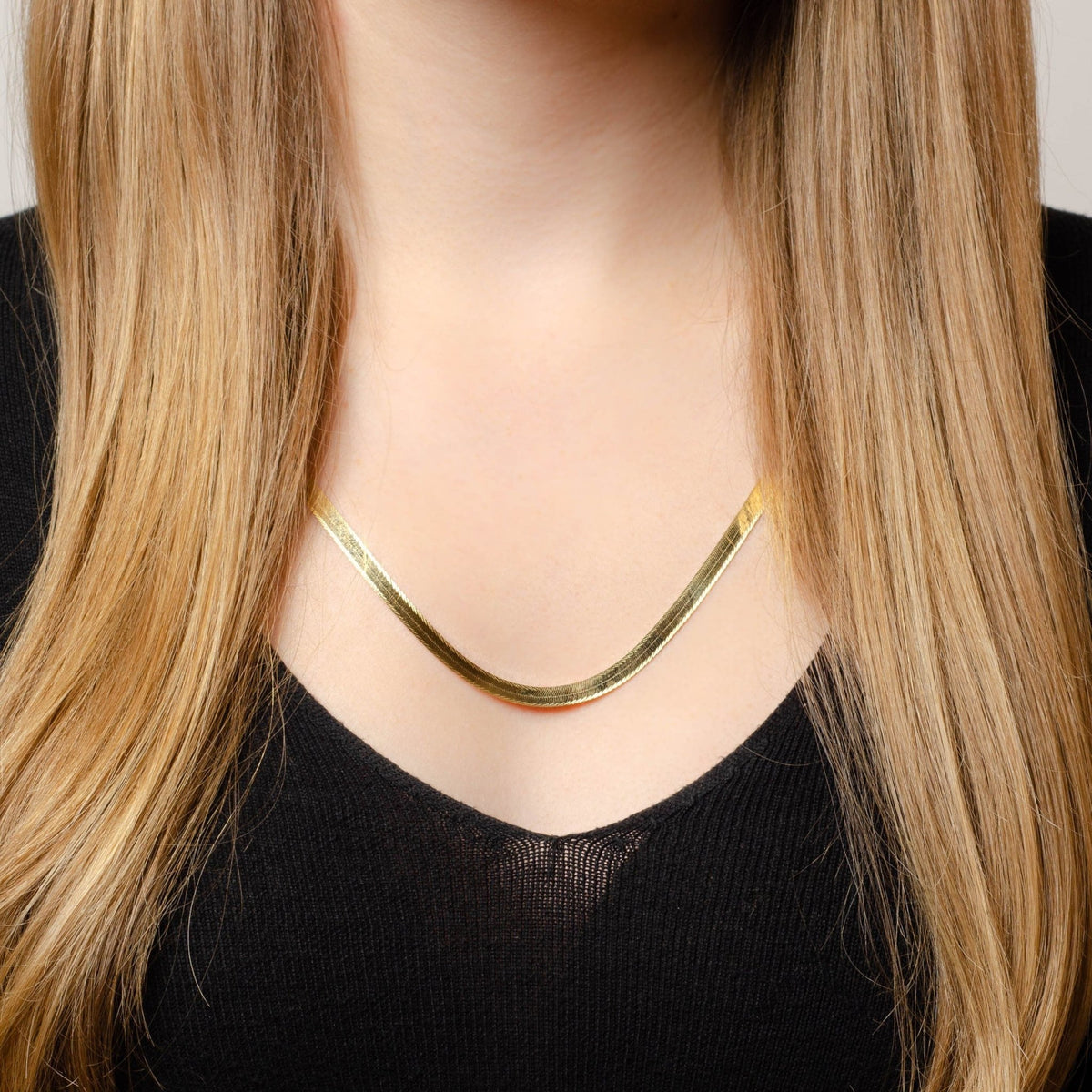 Vintage Herringbone Chain of 14k Gold - Trademark Antiques