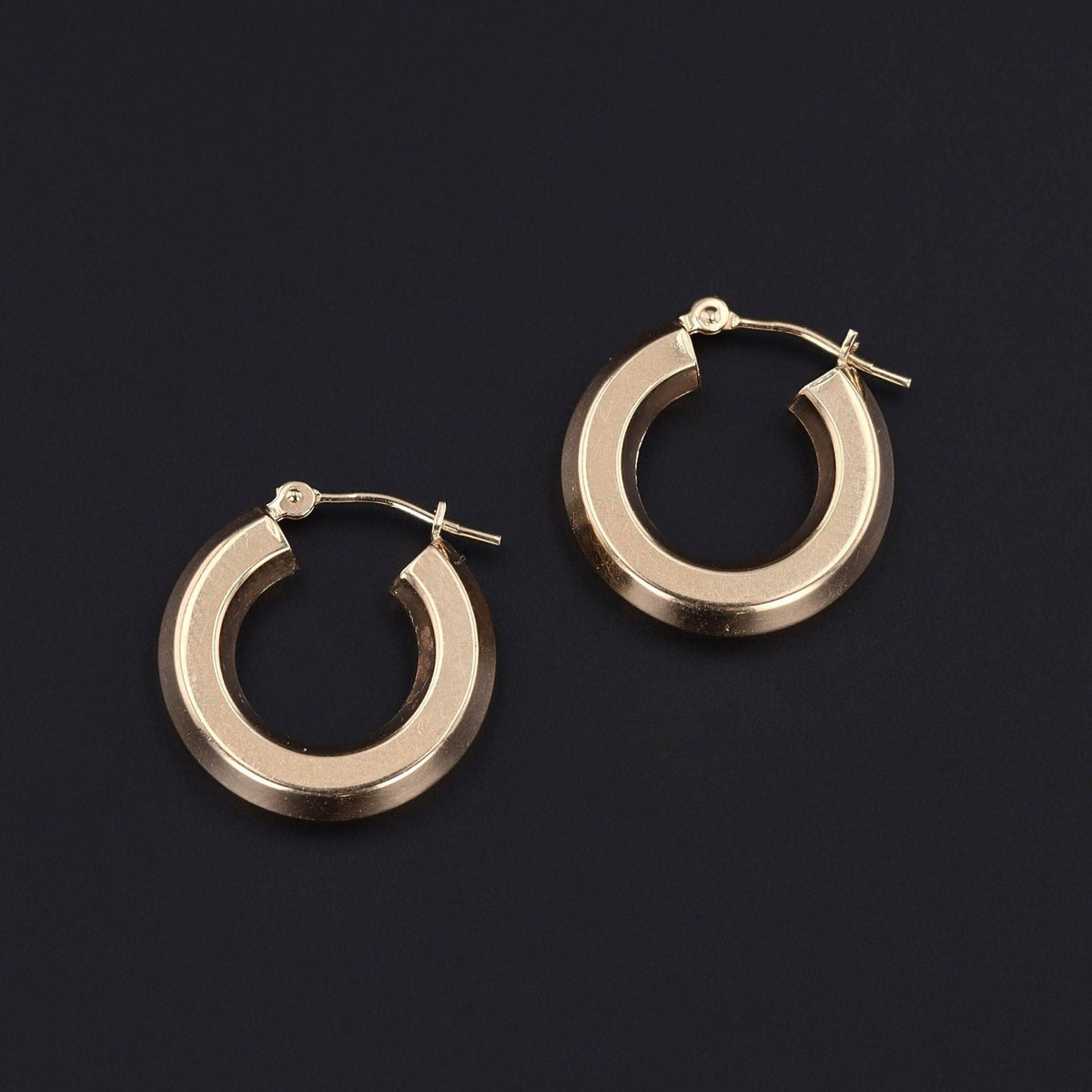 Vintage Hoop Earrings of 14k Gold - Trademark Antiques