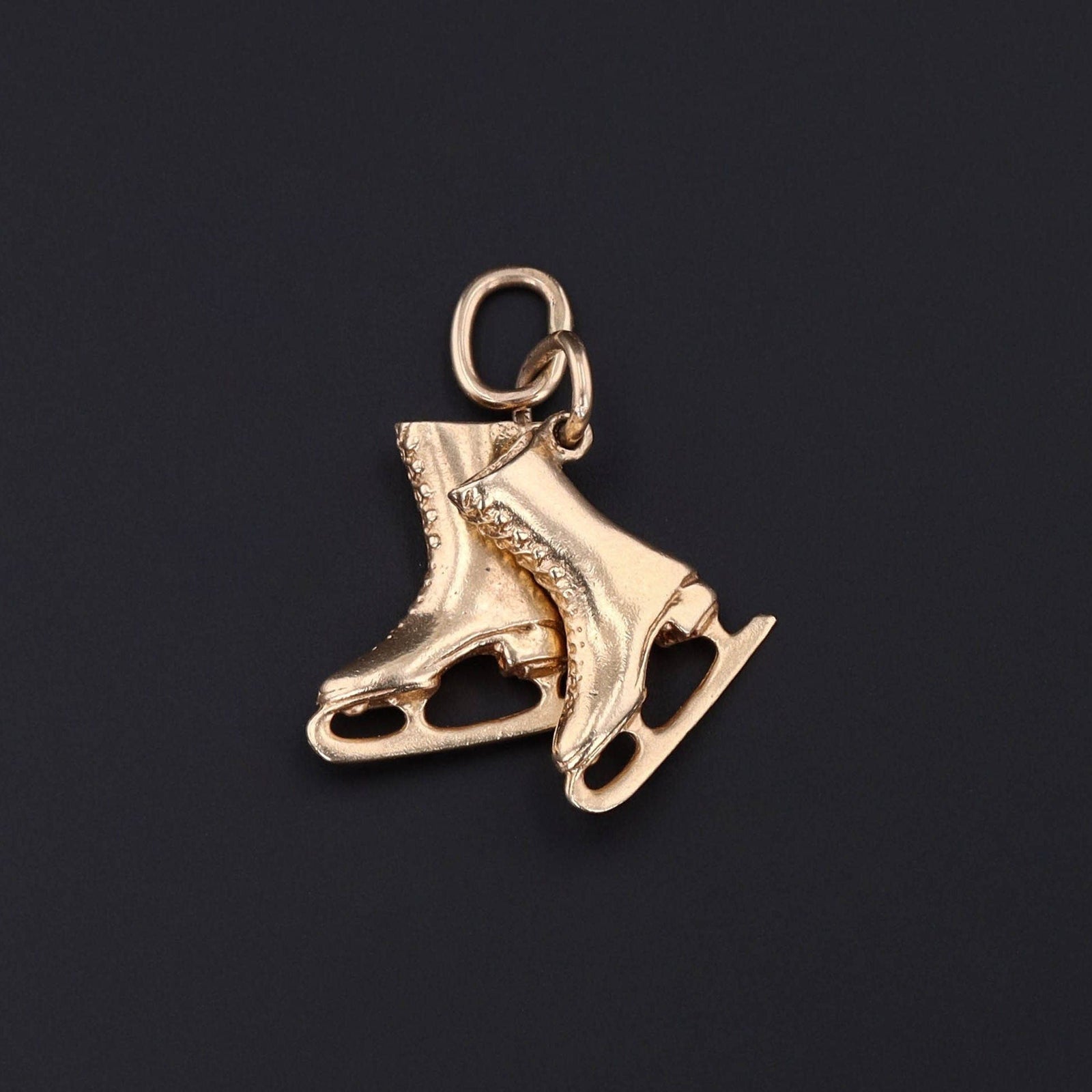 Vintage Ice Skates Charm of 14k Gold - Trademark Antiques