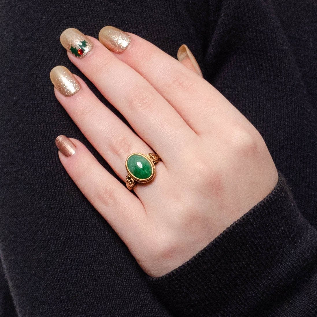 Vintage Jadite Jade Ring of 18k Gold - Trademark Antiques