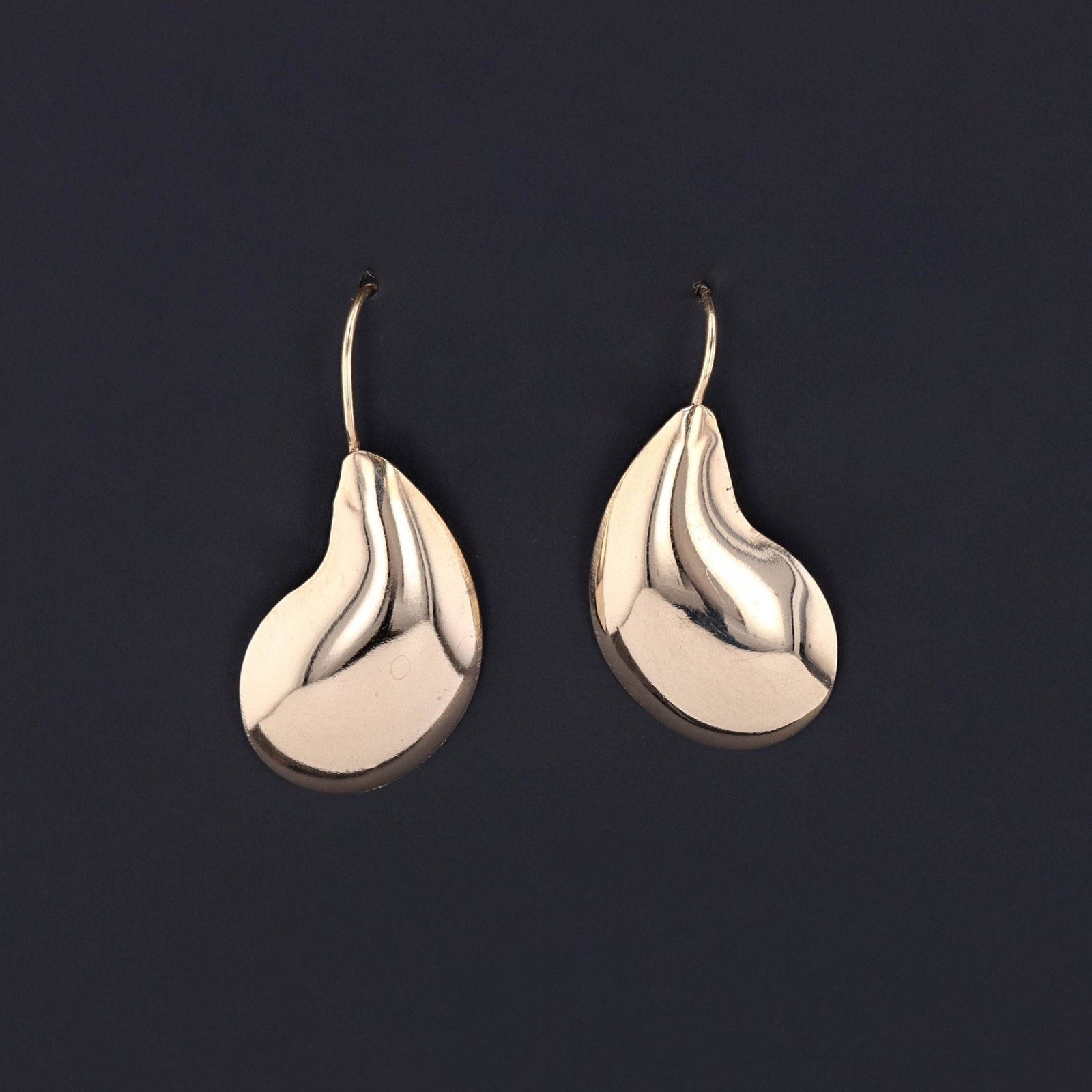 Vintage Kidney Bean Earrings of 14k Gold - Trademark Antiques