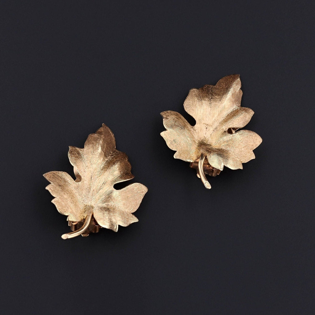 Vintage Leaf Earrings of 14k Gold - Trademark Antiques
