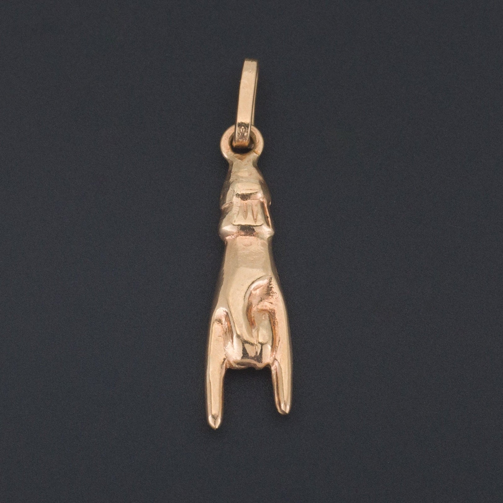 Vintage Mano Cornuto Charm | 18k Gold Mano Cornuto Charm - Trademark Antiques