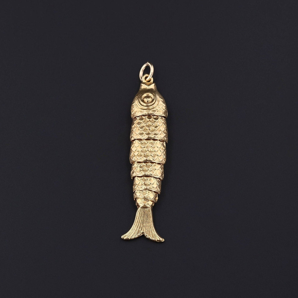 Vintage Movable Fish Pendant of 18k Gold - Trademark Antiques