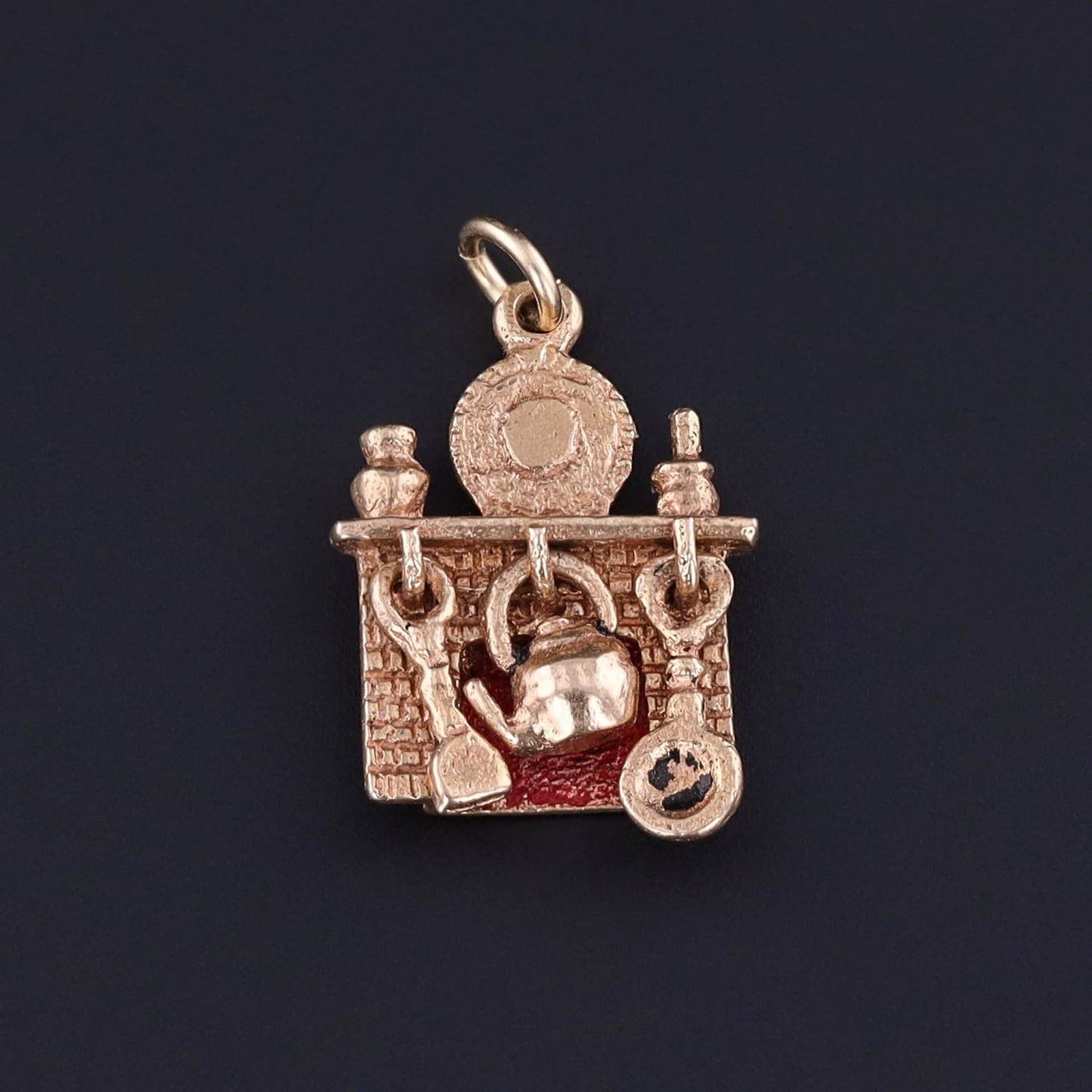 Vintage Moveable Hearth Charm of 14k Gold - Trademark Antiques