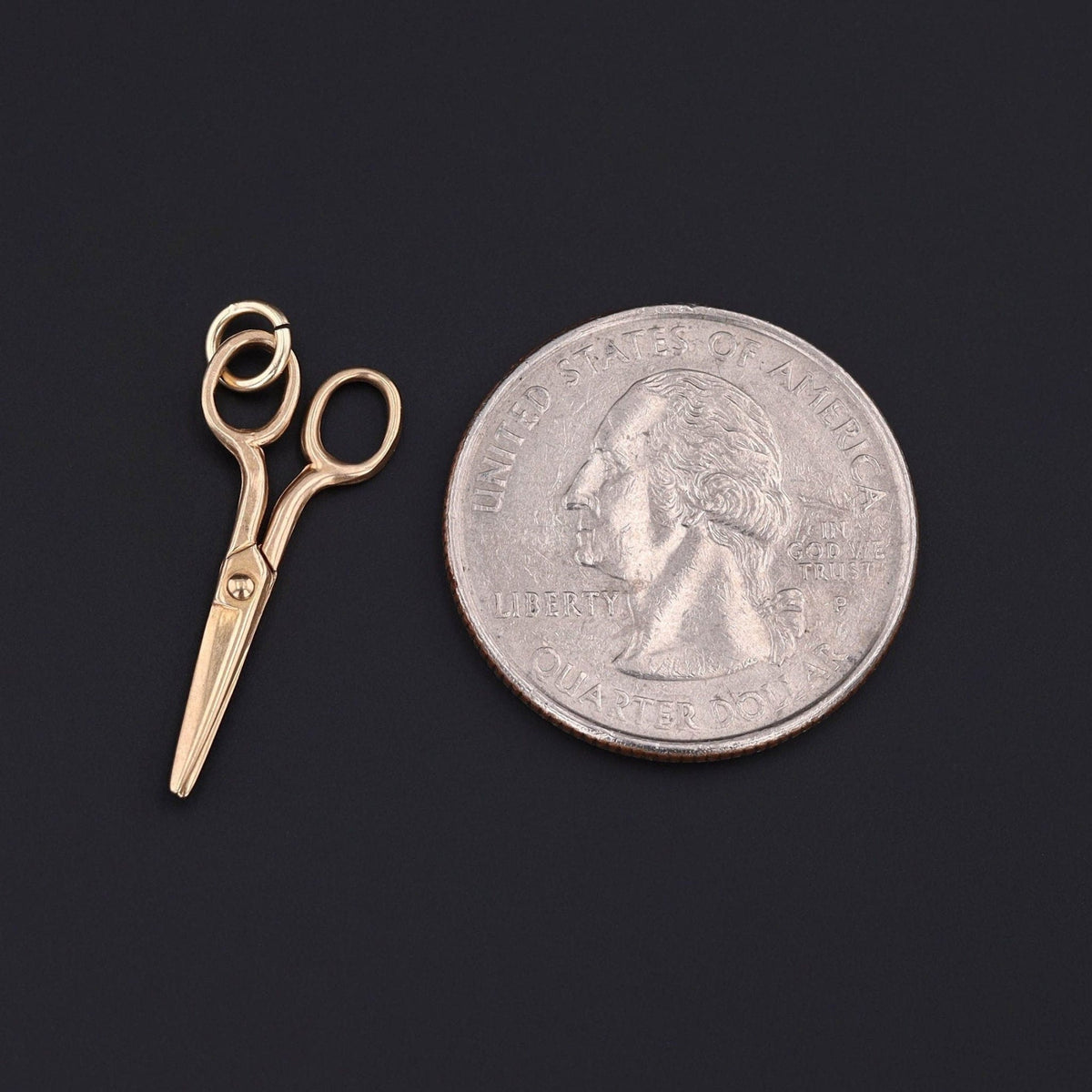 Vintage Moveable Scissors Charm of 10k Gold - Trademark Antiques
