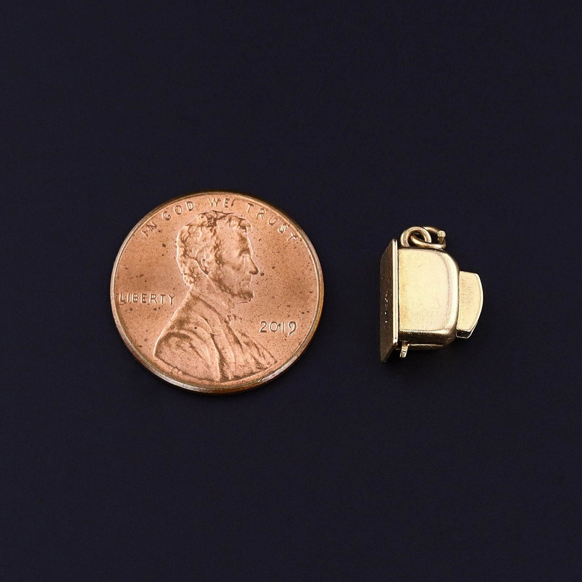 Vintage Moveable Toaster Charm fo 14k Gold - Trademark Antiques