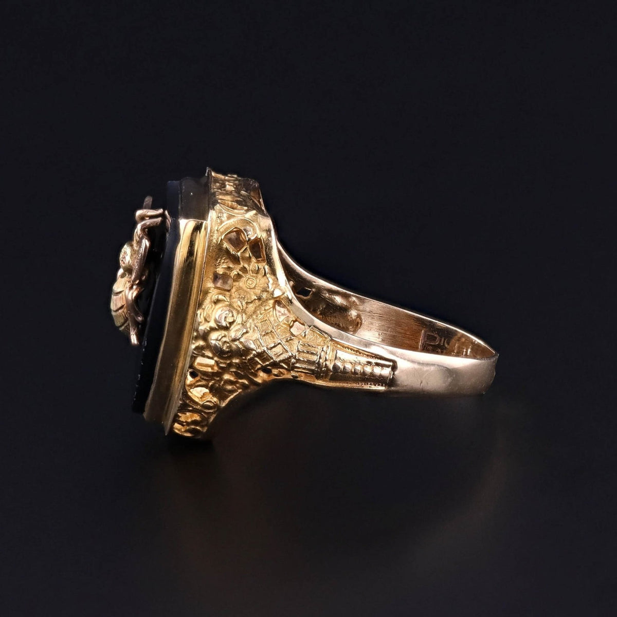 Vintage Onyx Bee Ring of 10k Gold - Trademark Antiques