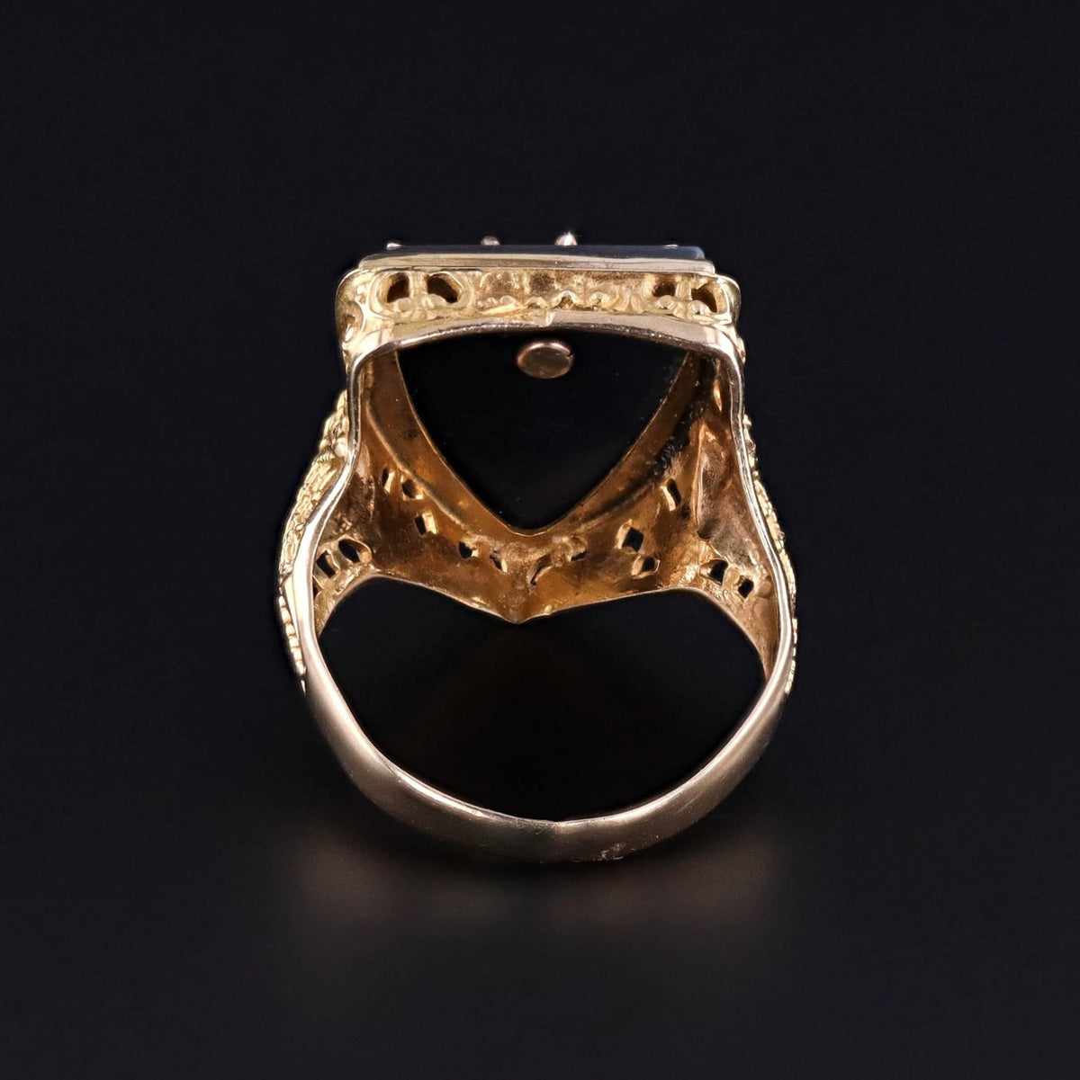 Vintage Onyx Bee Ring of 10k Gold - Trademark Antiques