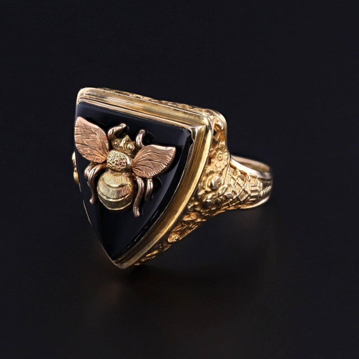 Vintage Onyx Bee Ring of 10k Gold - Trademark Antiques