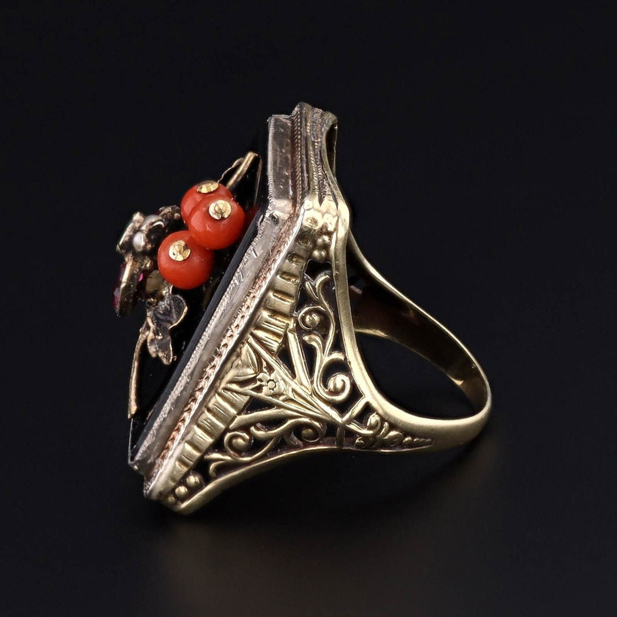 Vintage Onyx, Coral &amp; Glass Insect Conversion Ring of 14k Gold - Trademark Antiques