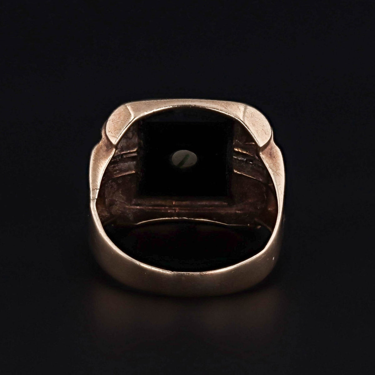 Vintage Onyx &#39;P&#39; Initial Ring of 10k Gold - Trademark Antiques