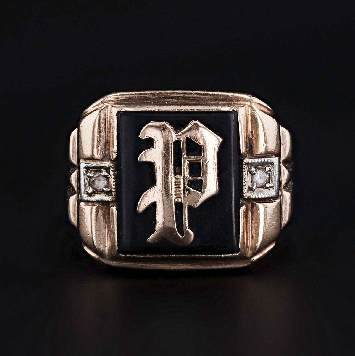 Vintage Onyx &#39;P&#39; Initial Ring of 10k Gold - Trademark Antiques
