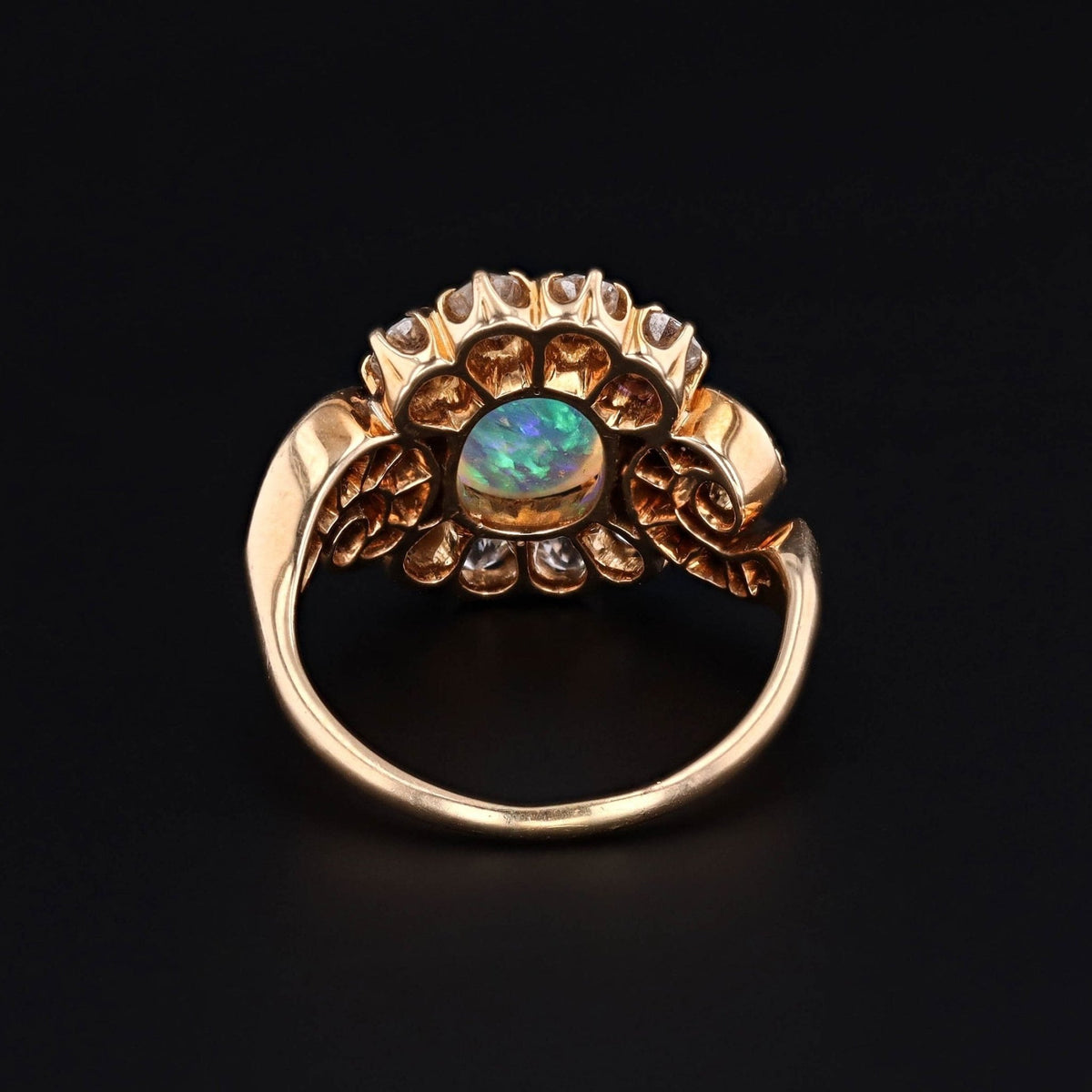 Vintage Opal and Diamond Ring of 18k Gold - Trademark Antiques