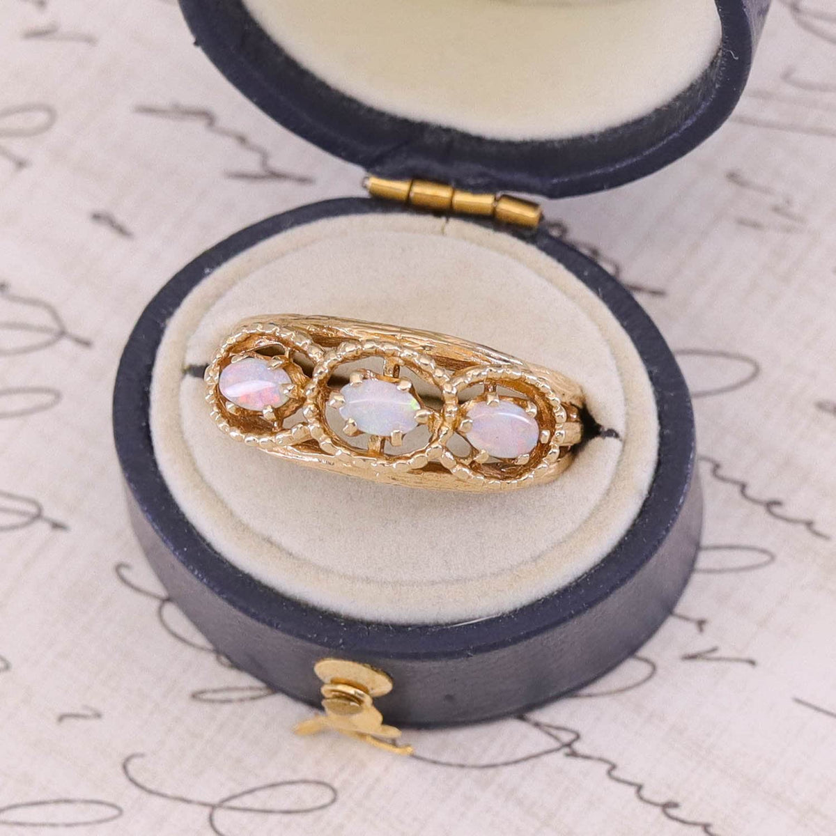 Vintage Opal Ring of 14k Gold - Trademark Antiques
