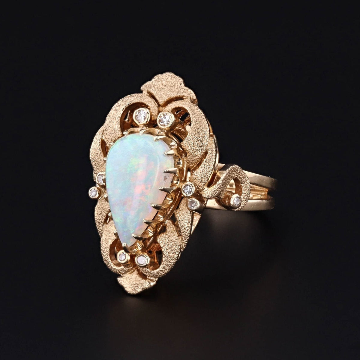 Vintage Opal Ring of 14k Gold - Trademark Antiques