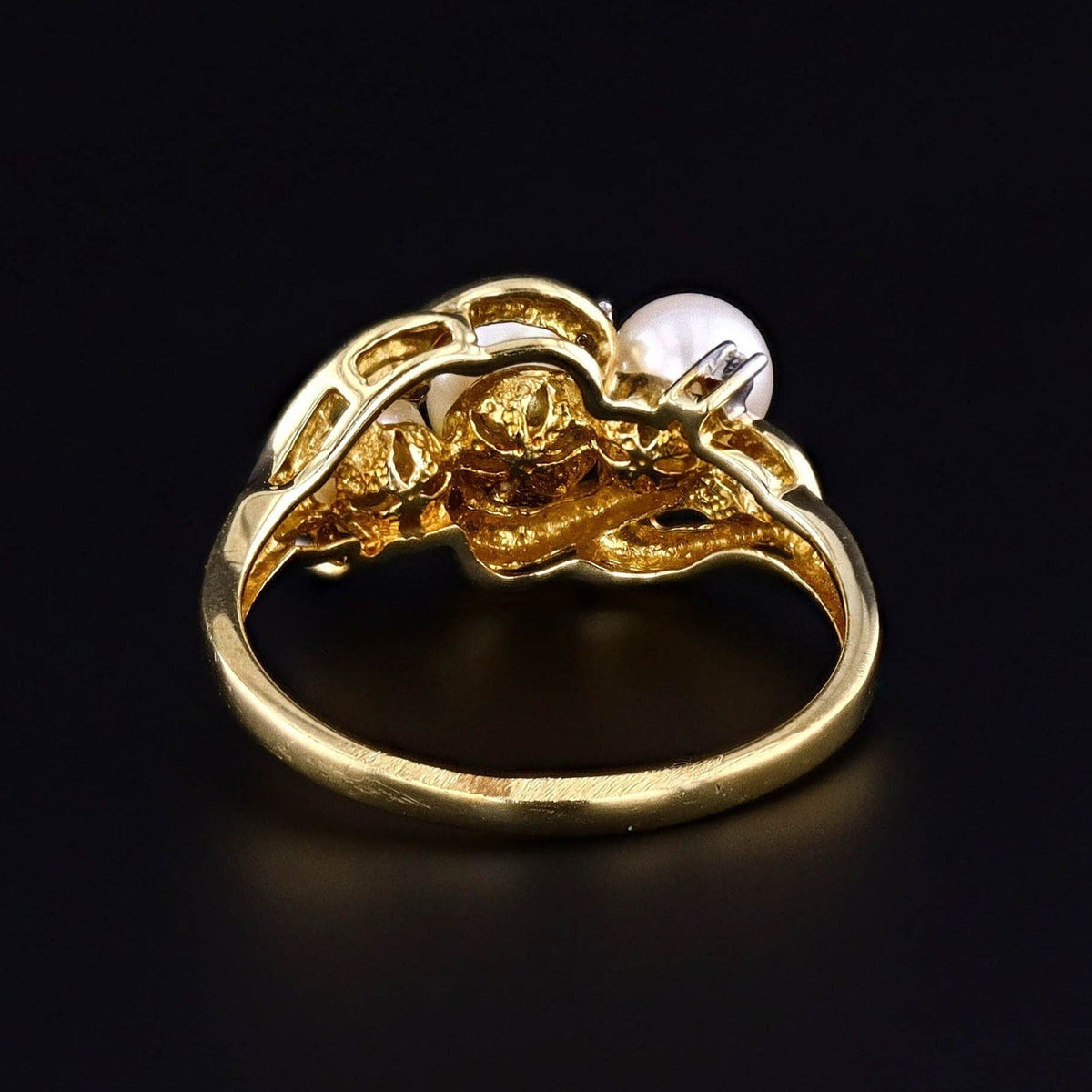 Vintage Pearl Ring of 10k Gold - Trademark Antiques
