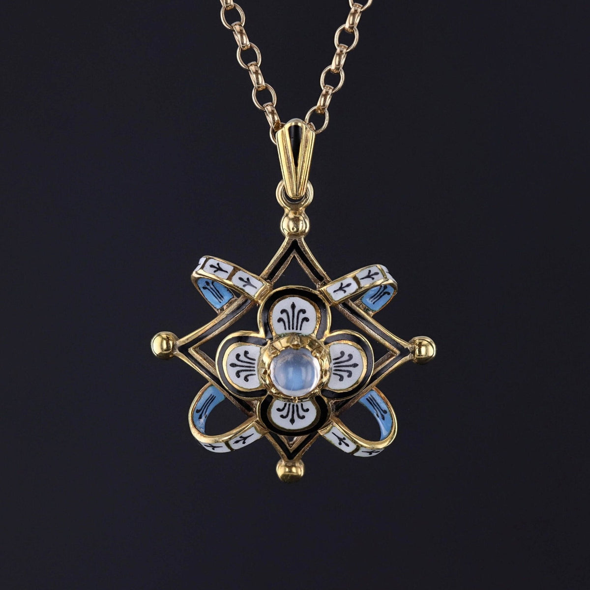 Vintage Renaissance Revival Pendant of 9ct Gold - Trademark Antiques