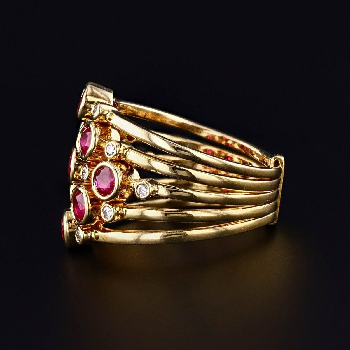 Vintage Ruby Harem Ring of 14k Gold - Trademark Antiques