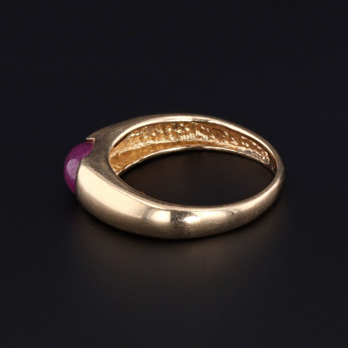 Vintage Ruby Ring of 14k Gold - Trademark Antiques