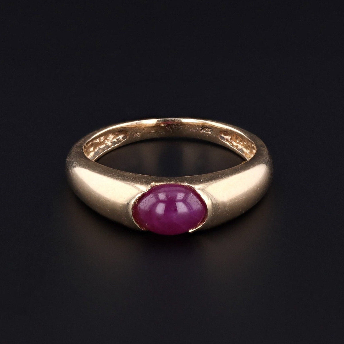 Vintage Ruby Ring of 14k Gold - Trademark Antiques