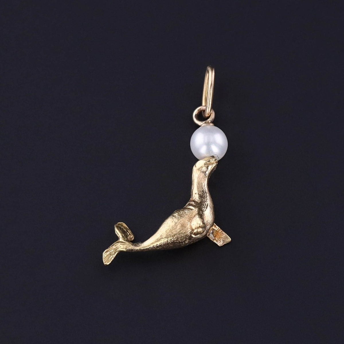 Vintage Seal Charm of 18k Gold - Trademark Antiques