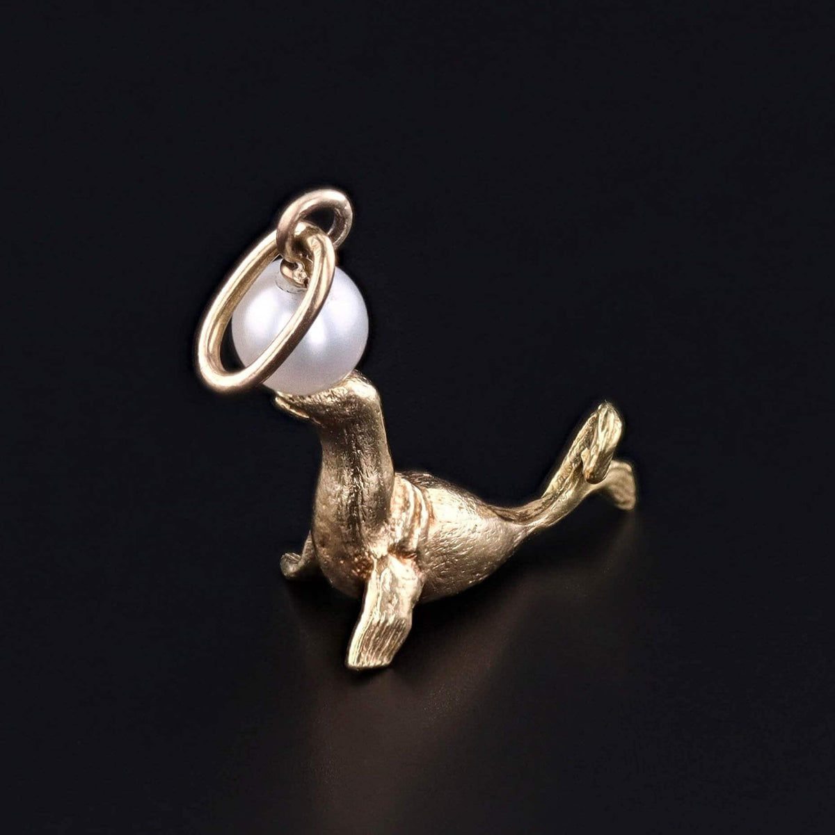 Vintage Seal Charm of 18k Gold - Trademark Antiques