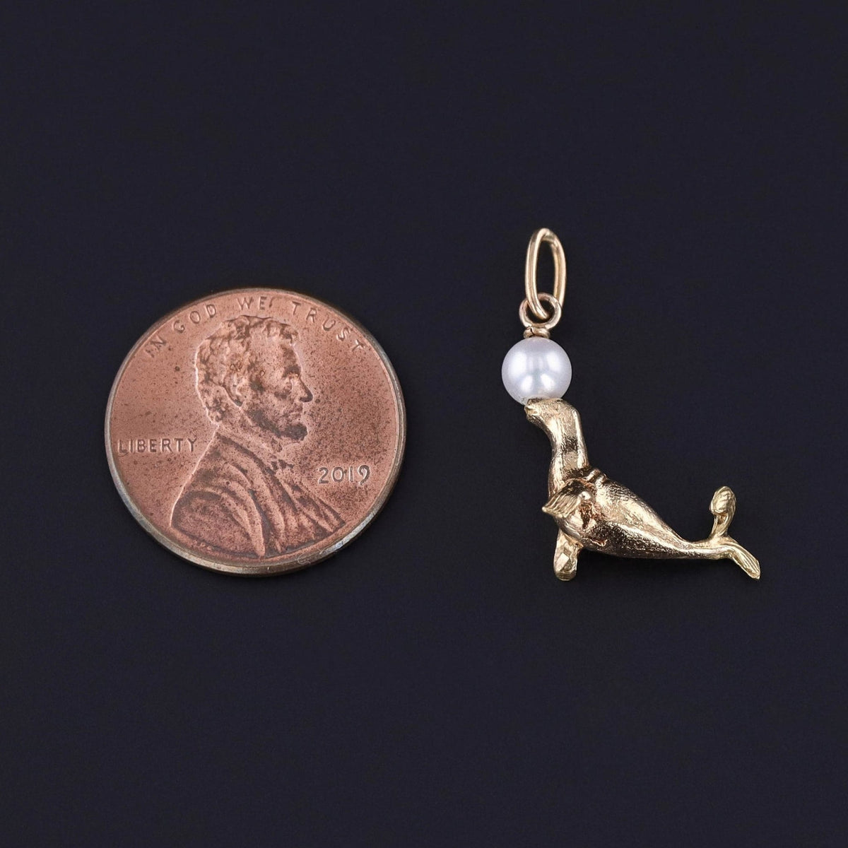 Vintage Seal Charm of 18k Gold - Trademark Antiques